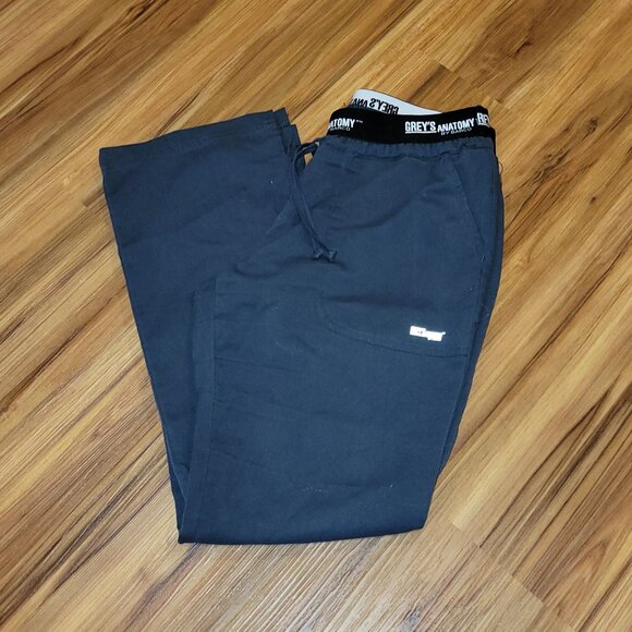 Too Many Scrubs!! - Picture 6 of 9